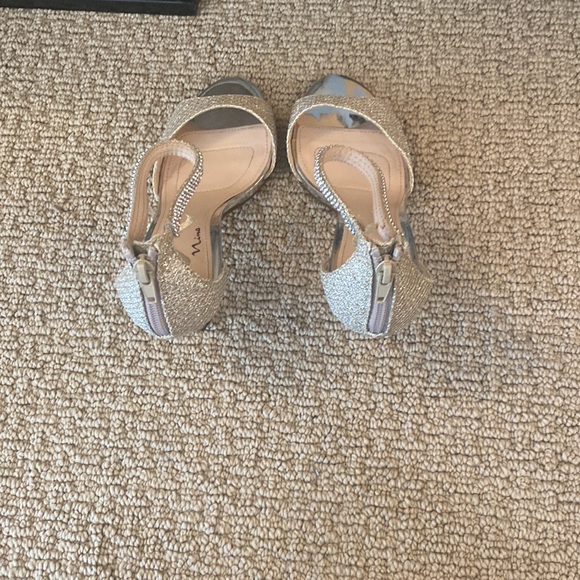 Women’s Dress Shoes Sparkle High Heels with ankle strap size 7.5 worn once - Picture 5 of 12